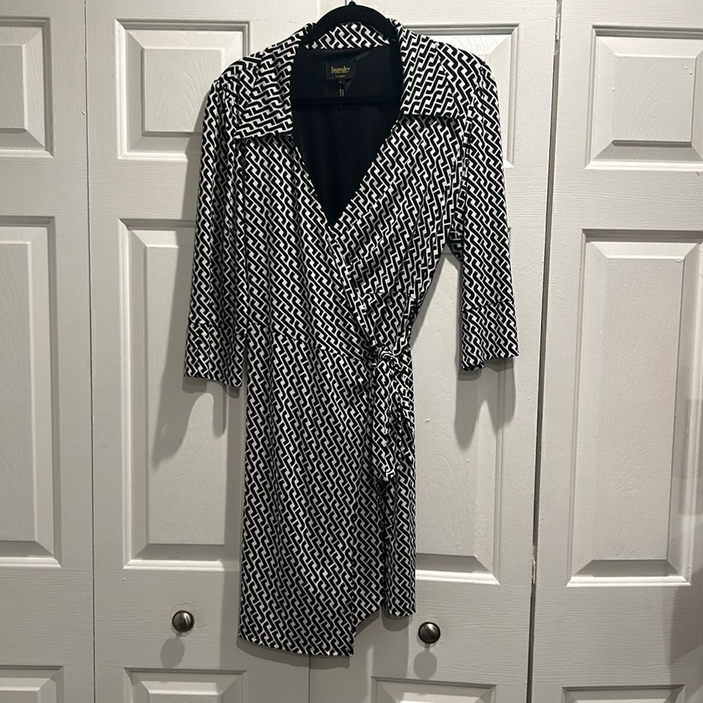 Laundry by Shelli Segal Black & White Wrap Dress, Size Large